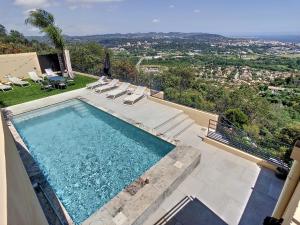 Villas Amazing sea view Villa near Cannes, Pool, 5 bedrooms, 4 bathrooms : Villa