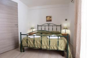 GuestHost - Castellammare Stella Apartments