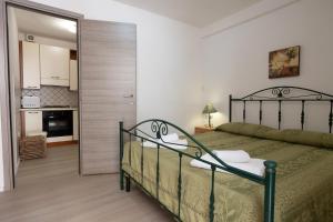 GuestHost - Castellammare Stella Apartments