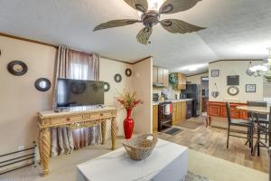 Bonneau Vacation Rental w Private Yard!