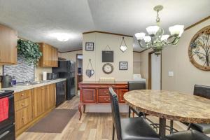 Bonneau Vacation Rental w Private Yard!