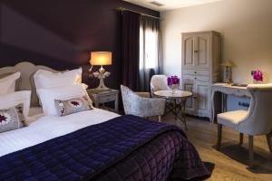 Hotels Hostellerie Les Gorges De Pennafort : photos des chambres