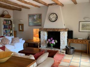 Maisons de vacances Charming 2-Bed House in St Meard de Gurcon : photos des chambres