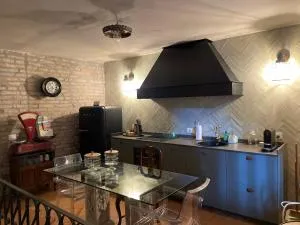 Borgogna 14 - Modena