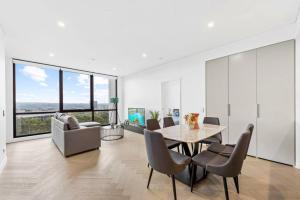 Exquisite High-End Retreat in Macquarie Park