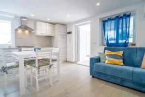 The Onames Inn flowers - Marzamemi