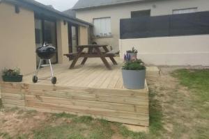 Maisons de vacances Maison renovee, en campagne, avec jardin, 6 couchages, 15 min Cabourg : Maison 3 Chambres