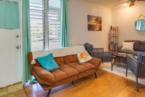 Surfers Paradise Waialua Condo Steps to Beach!