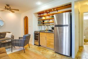 Surfers Paradise Waialua Condo Steps to Beach!