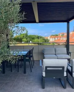 Atico con espléndida terraza - Trasvia