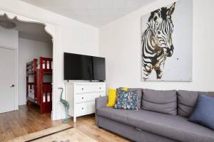 MtlVacationRentals - MTL ZOO