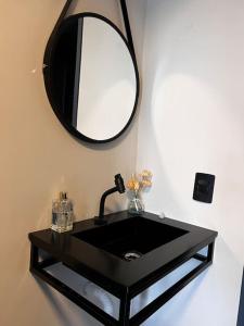 Cantinho do Vale, Centro Histórico de SP Studio