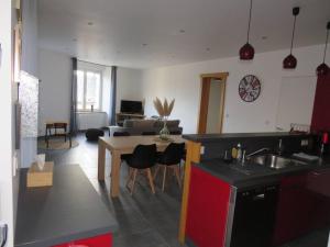 Appartements Logement a 5 minutes de LAGUIOLE : photos des chambres