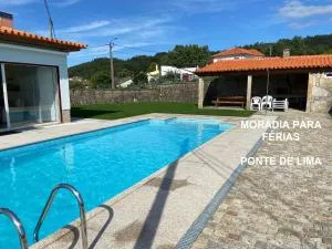 Casa das Portelas - Tornol