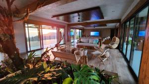 Lamangata Luxury Surf Resort