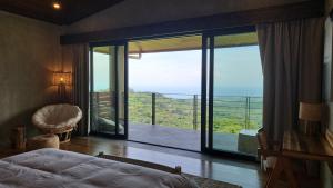 Lamangata Luxury Surf Resort