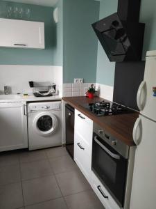 charmante maison au calme avec jardin, terrasse et jacuzzi