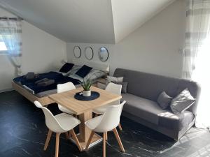 Villa Laki Rab Studio App Teras