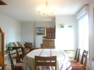 Dives-sur-Mer, 3 pièces duplex, terrasse, animaux admis - FR-1-487-278