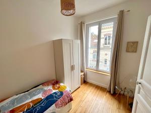 Appartements Appartement entier en plein coeur du centre ville : photos des chambres