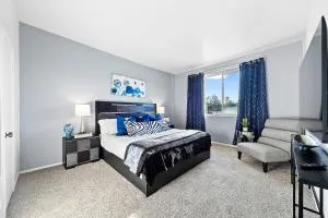 Beverly Hills Penthouse 2 BR Apt with Parking 407 - 比弗利山庄