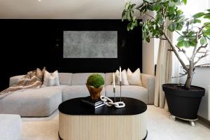 The Edgewater Suites - Park View