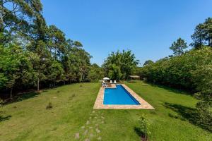 Casa de campo com piscina e natureza São Roque