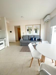 Saavedra 118 6F by depptö