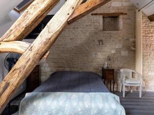 Maisons de vacances Cottage with independent studio in Molesme : photos des chambres