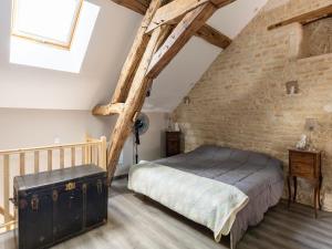 Maisons de vacances Cottage with independent studio in Molesme : photos des chambres