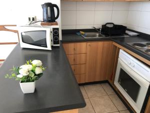 Studio luminoso, acogedor, maravillosa vista al mar primera línea la mejor ubicación de Reñaca y playas