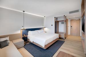 King Guest Room room in Hilton Garden Inn Bucharest Airport