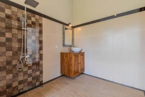 New Private Pool Villa - Villa Dhea Ubud