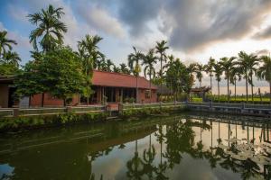 Viet House Yen Duc Village