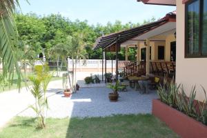 Naluemon Village FH 2