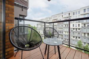 Lux Apartment with Parking, AC & Balcony on Kepa Mieszczanska by Renters Prestige