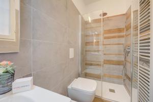 Vicolo 42-private Terrace-200m Lake - Happy Rentals