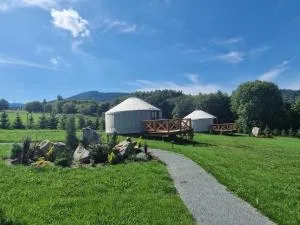 4 Żywioły -całoroczne jurty w Sudetach - Sucha Góra