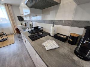 Appartements Le Refuge du Bord de Mer 2 pers- Studio avec parking a 500m de la mer : photos des chambres