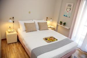 Aroura Homes 2BR Central Balcony Apt Metro