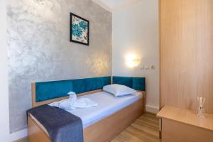 Single Room with Private Bathroom room in Hotel Sir Gara de Nord