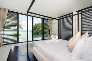 Full Seaview 5BR Villa Serenity, Elite Living at Cape Yamu