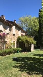 Villa provençale familiale avec piscine