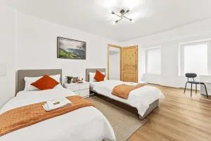 2 Zimmer Apartments, 4 Betten, vollmöbliert,zentrale Lage am S-Bahnhof - Köpenick