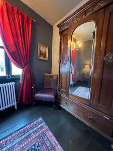 Golden Fleece York