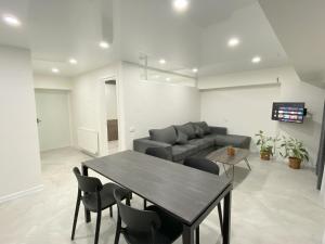 GSS Apartment