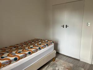 Easy Room in London