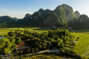 Hai Nham Hamlet, Ninh Hai Commune, Hoa Lu District, Ninh Bình, Vietnam