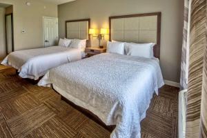 Room with Two Queen Beds - Non-Smoking room in Hampton Inn Winter Haven