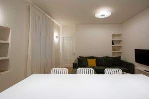 Psaradika Apartment Modern Comfort in Corfu Old Town